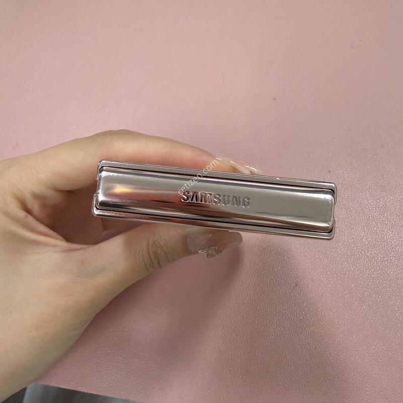 ������Z�ø�4 ��� 256GB
