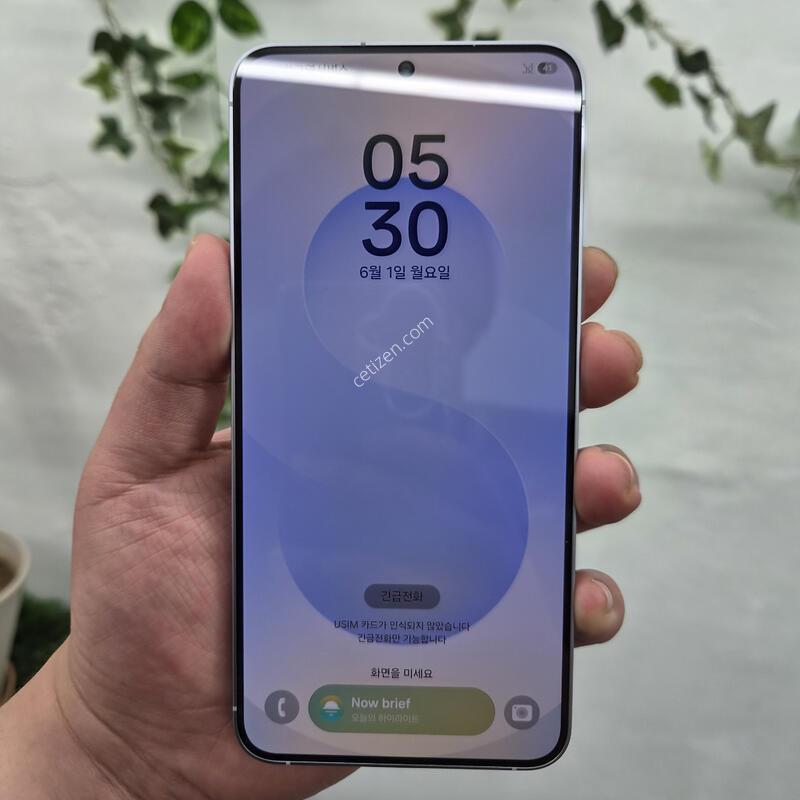 ������ S25 �÷��� ���̽����� 256G(�ܰ�S��/Ȯ���⺯/�ʸ�/���̽�)