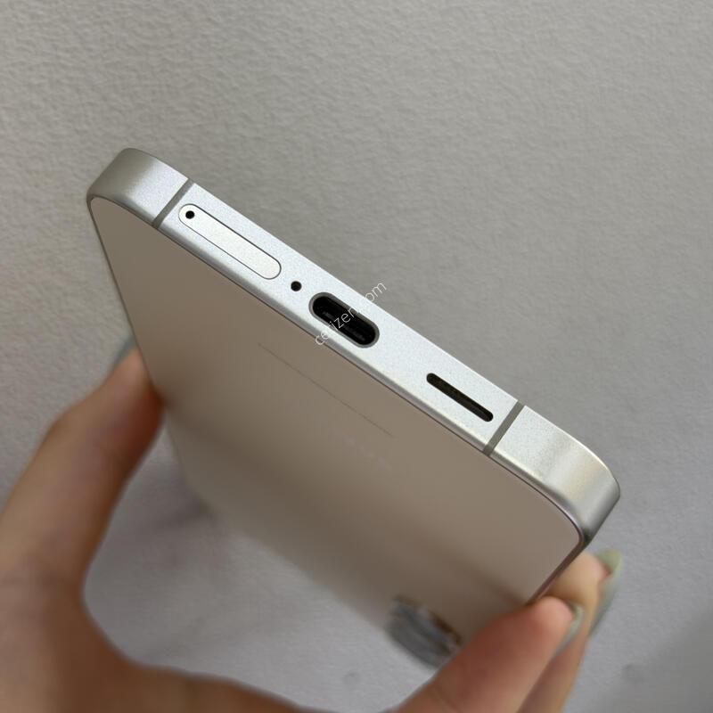 ������ S24�÷���256 ũ��