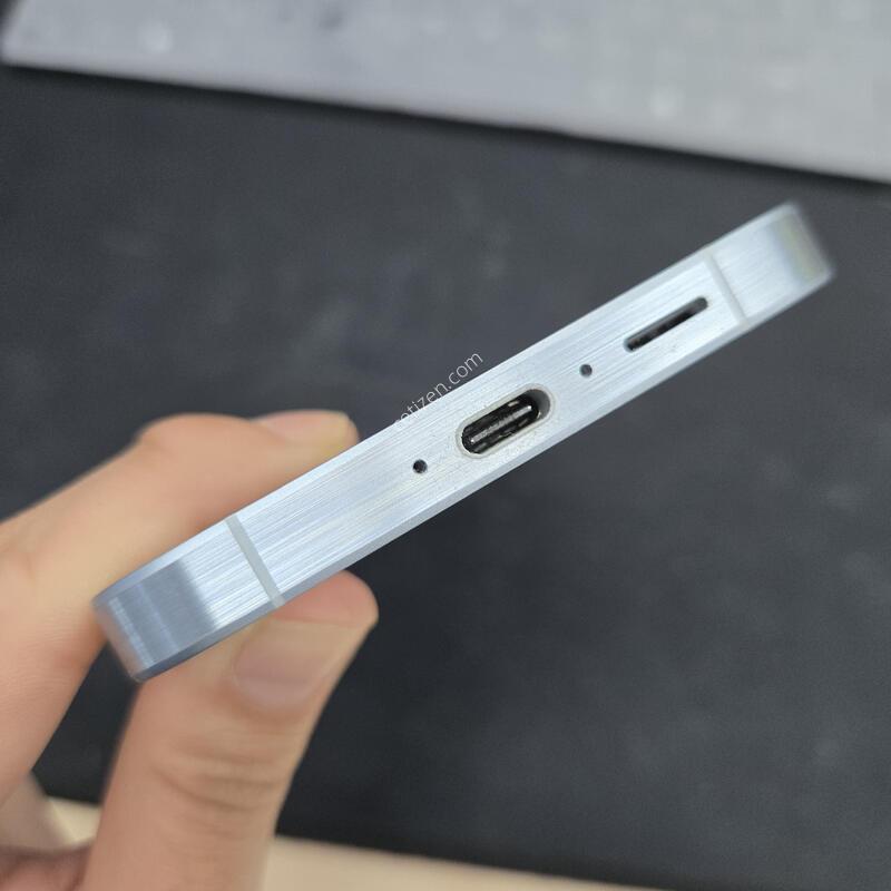 SSSS�� ������ ����5 ���̽����� 128GB �ǻ���
