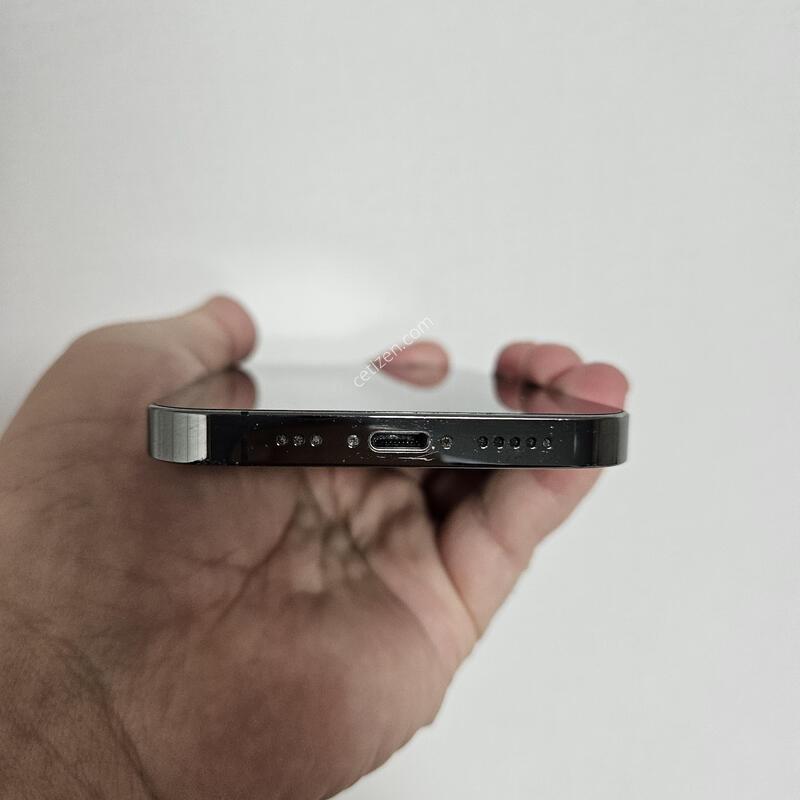 �ܿ뷮256GB🔋89% �ʤӤ��ä���