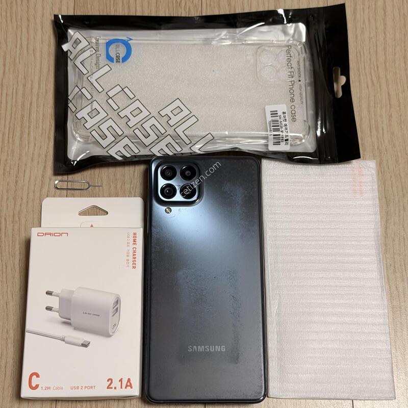 M536 ����������3 ���� 128GB