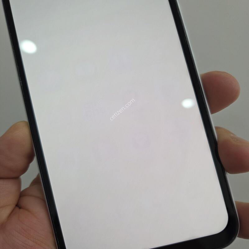 ������ ����3 128GB ȭ��Ʈ a��