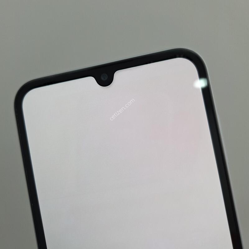 ������ ����3 128GB ȭ��Ʈ a��