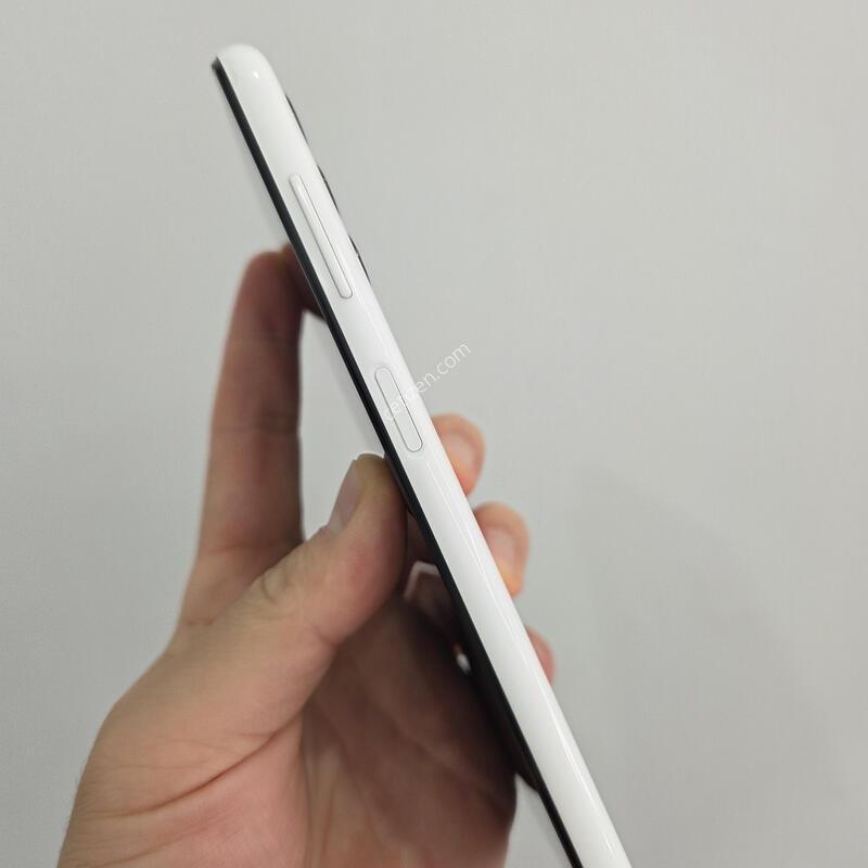 ������ A13 64GB ȭ��Ʈ A��