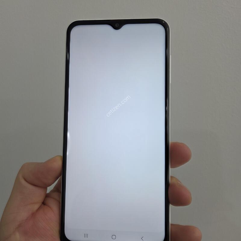 ������ A13 64GB ȭ��Ʈ A��