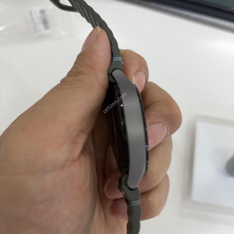 ������ ��ġ7 44mm  �ɸ��մϴ�.