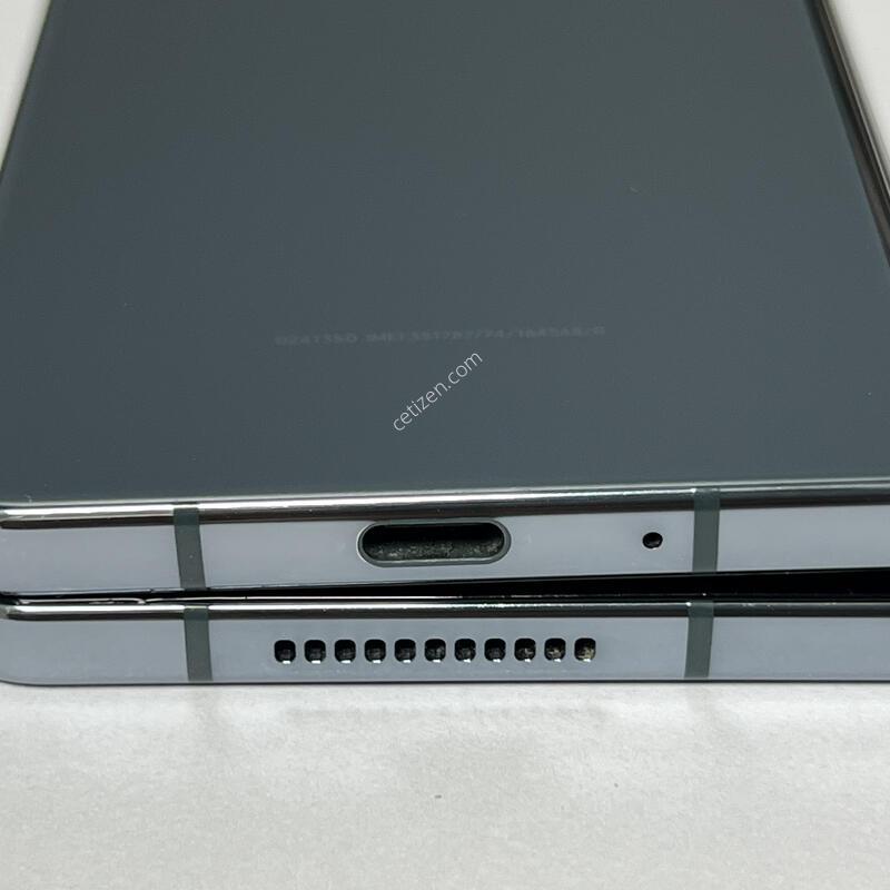 (1277) �Ｚ ������ Z����4 512G ���� F936S AA�� ��������