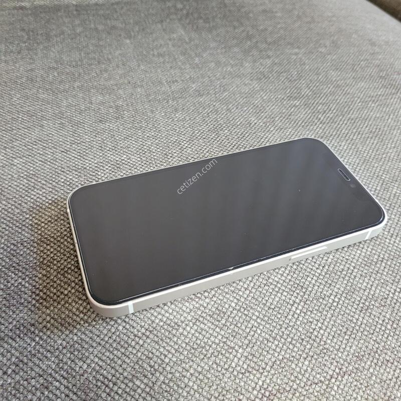 ������ 12�̴� ȭ��Ʈ 128GB/75%