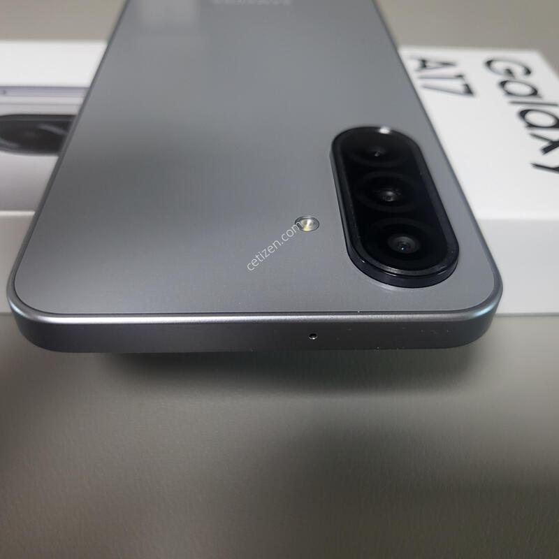 ������A17