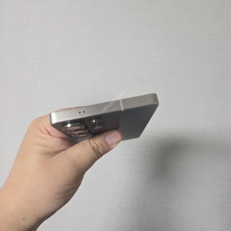 ������ S25��Ʈ�� ƼŸ�� ���� 256�Ⱑ A�� �Ⱦƿ�~