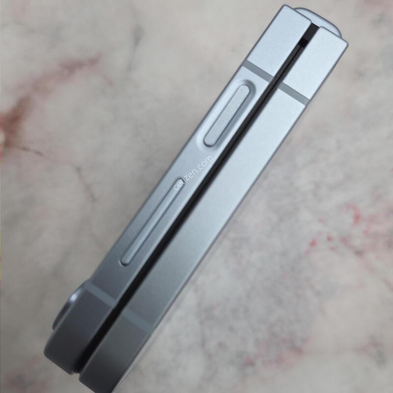 �ø�6 256GB ���� �ڱ���