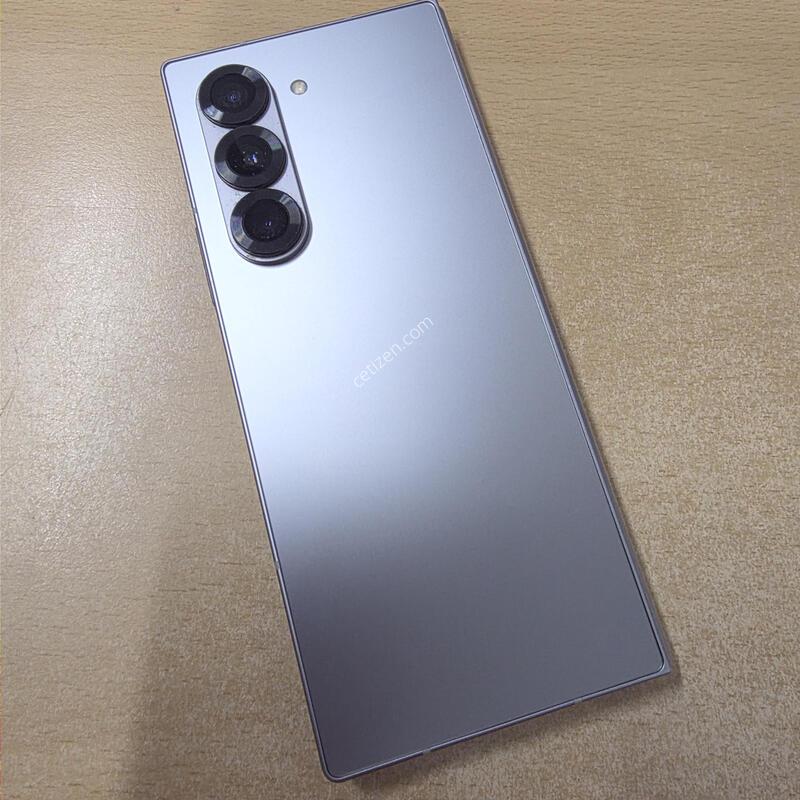 ����6 256GB