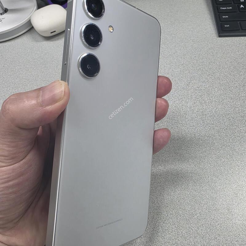 ������ S24 �÷��� �˴ϴ�