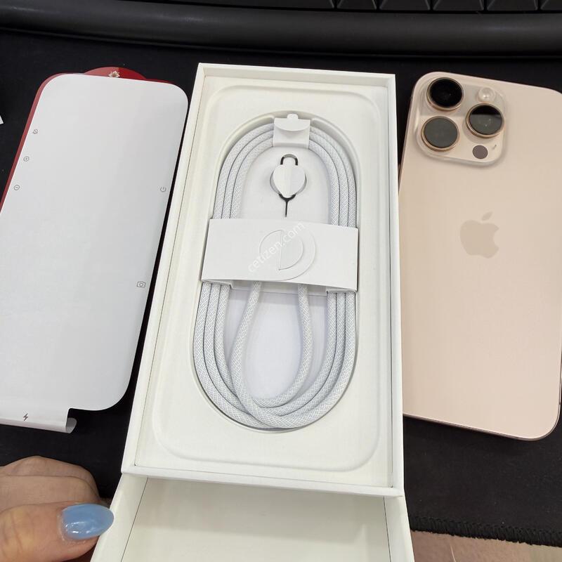 ������16����/����Ʈ ƼŸ��/ 256G/ ���͸�93����