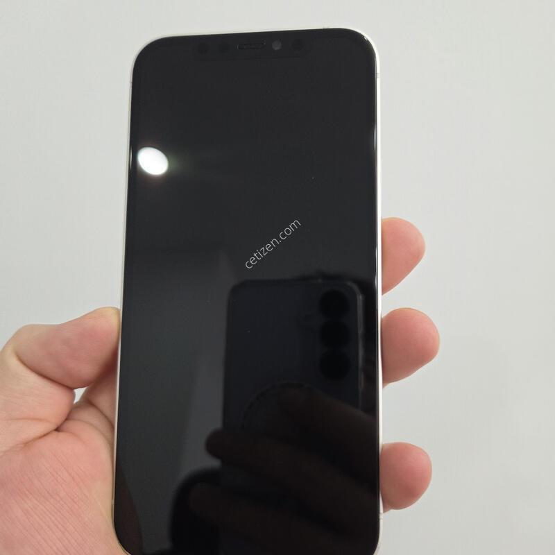 ������12 64GB ȭ��Ʈ