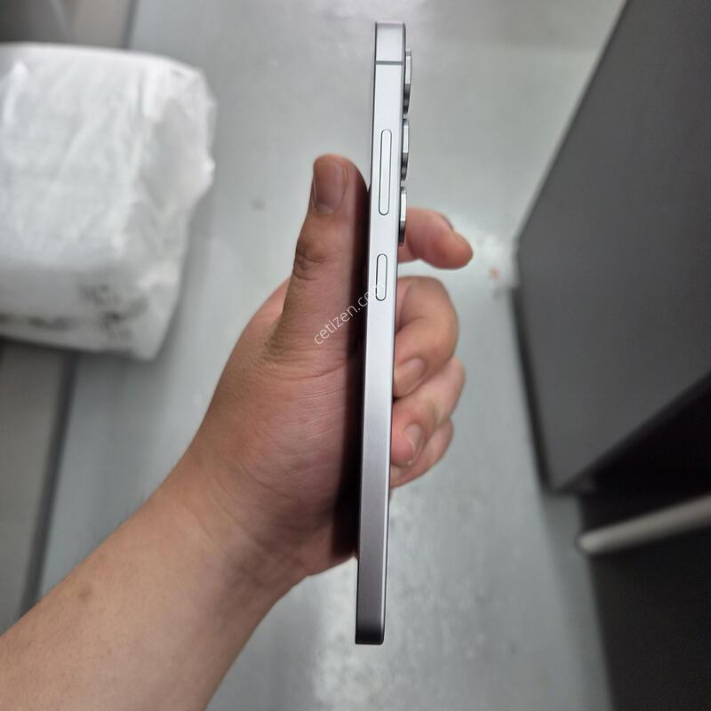 ������ S25 �÷��� �ǹ� 256G