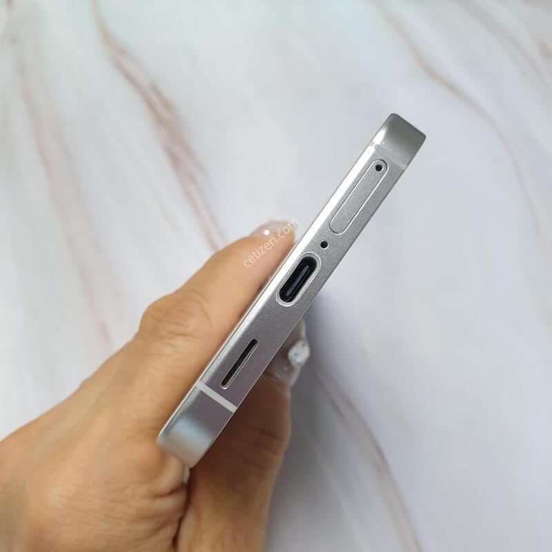 LG ������ S24 �׷��� 256G S�� �Ǹ��մϴ�