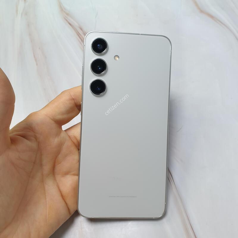 LG ������ S24 �׷��� 256G S�� �Ǹ��մϴ�