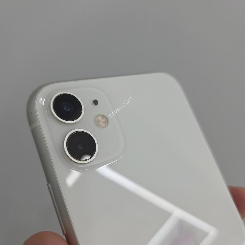 ������11 64GB ȭ��Ʈ
