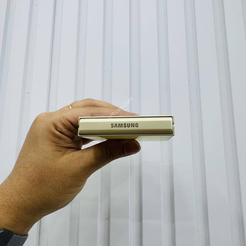 ������Z�ø�6 ���ο� 256GB