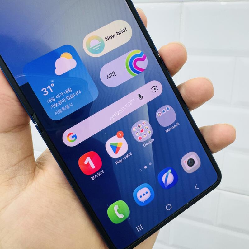 ������Z�ø�7  ����  256GB