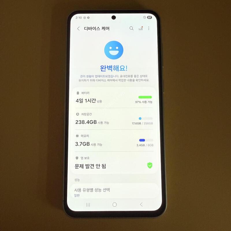 S23FE ũ�� ����ǰ�� ������ ���ܻ� ���۱� 256GB