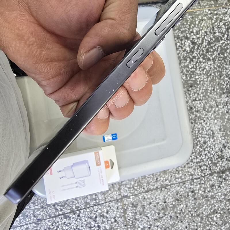U+ S24 (S921) 256G �������� ����� �˴ϴ�