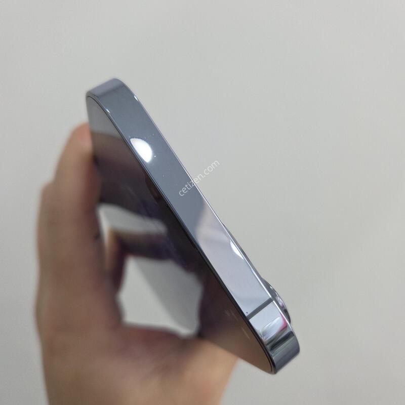 ������13���θƽ� 256GB ����