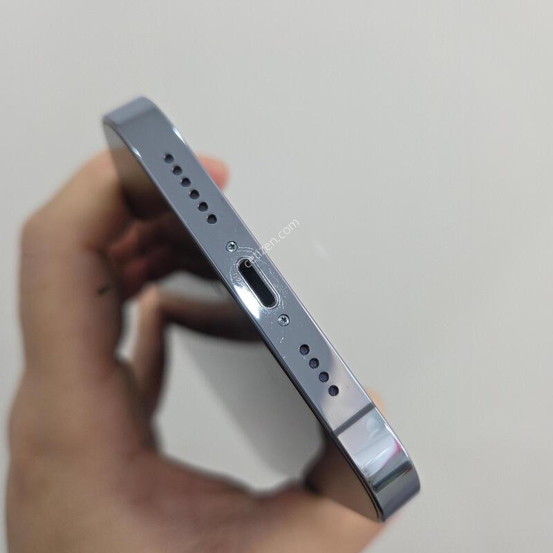 ������13���θƽ� 256GB ����