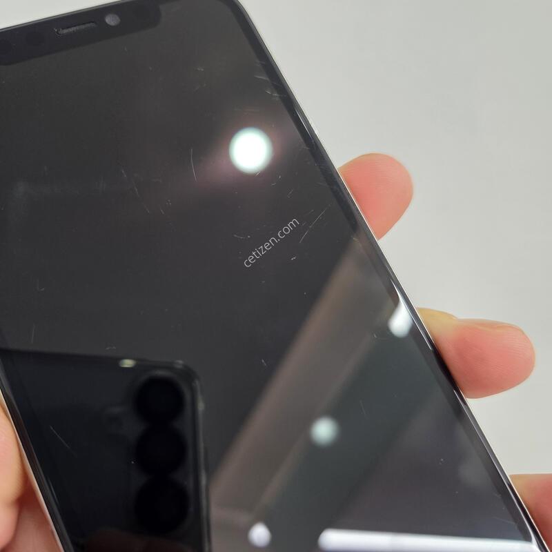 ������11���� 256GB ȭ��Ʈ