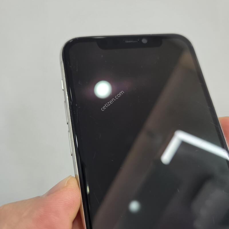 ������11���� 256GB ȭ��Ʈ