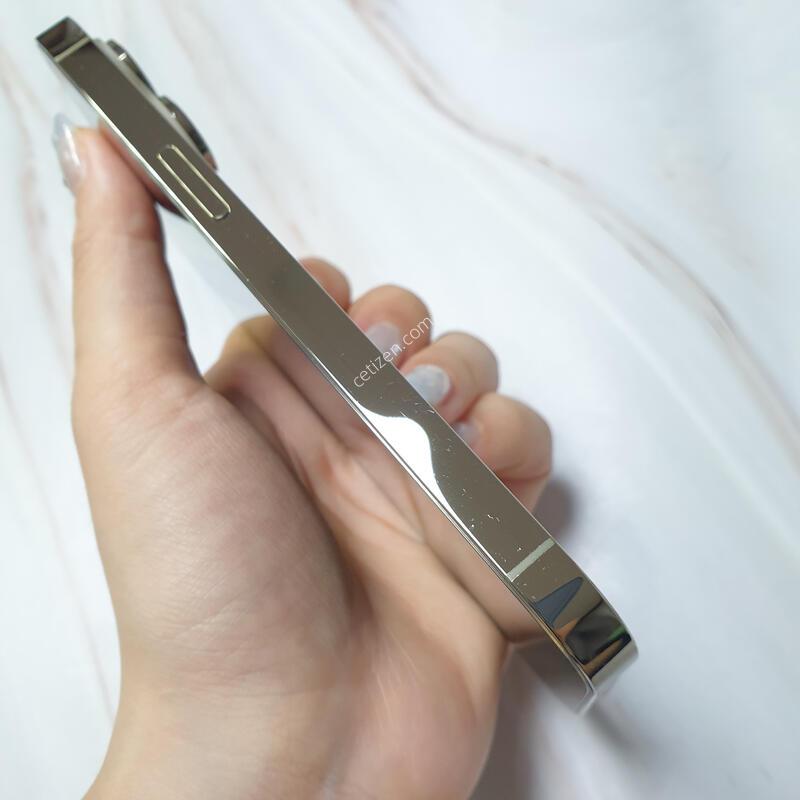 ������14���� ��� 128G ������ �Ǹ��մϴ�