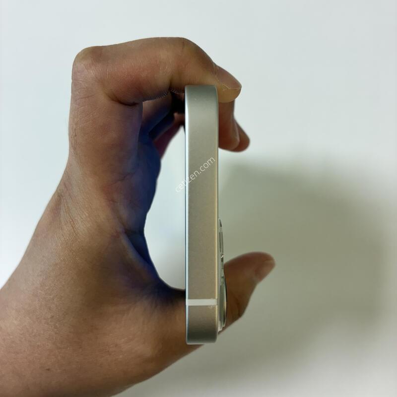 ������ 13�̴� ȭ��Ʈ128G ���͸�88% ��������ǰ ������ �Ǹ��մϴ�.