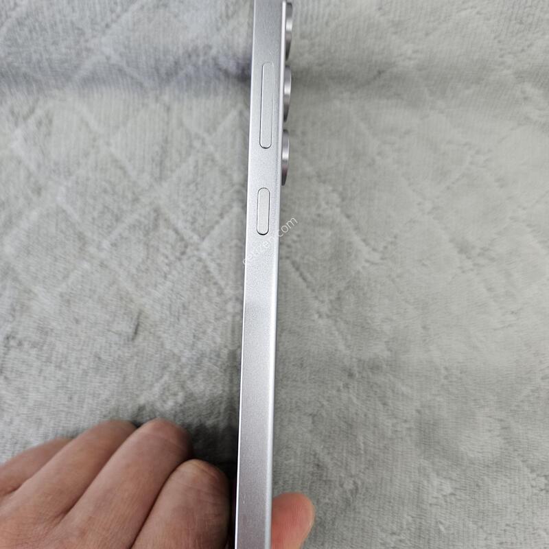 ������ s24 FE S��