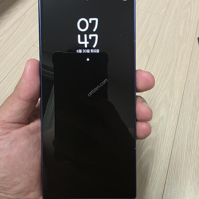 ����7 512
