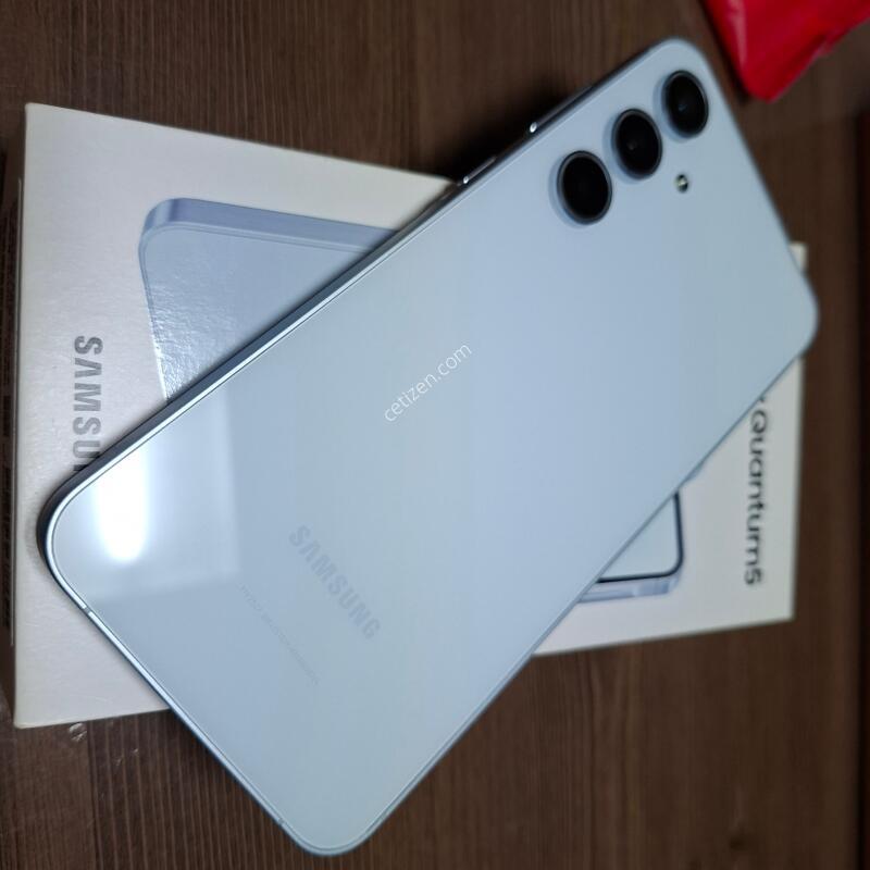 ������ ����5  S��