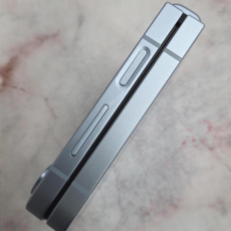 �ø�6 256GB ���� �ڱ���