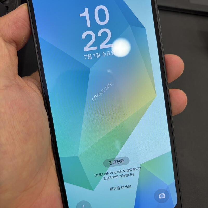 �Ｚ ������A16 (SM-A165N) �ֻ������� ����