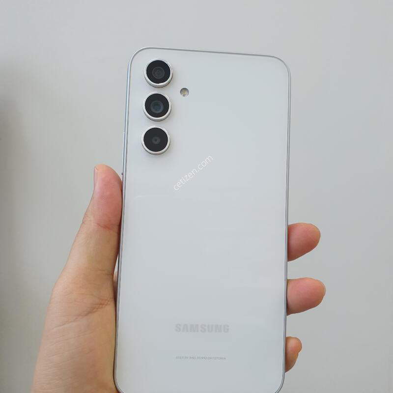����4 396