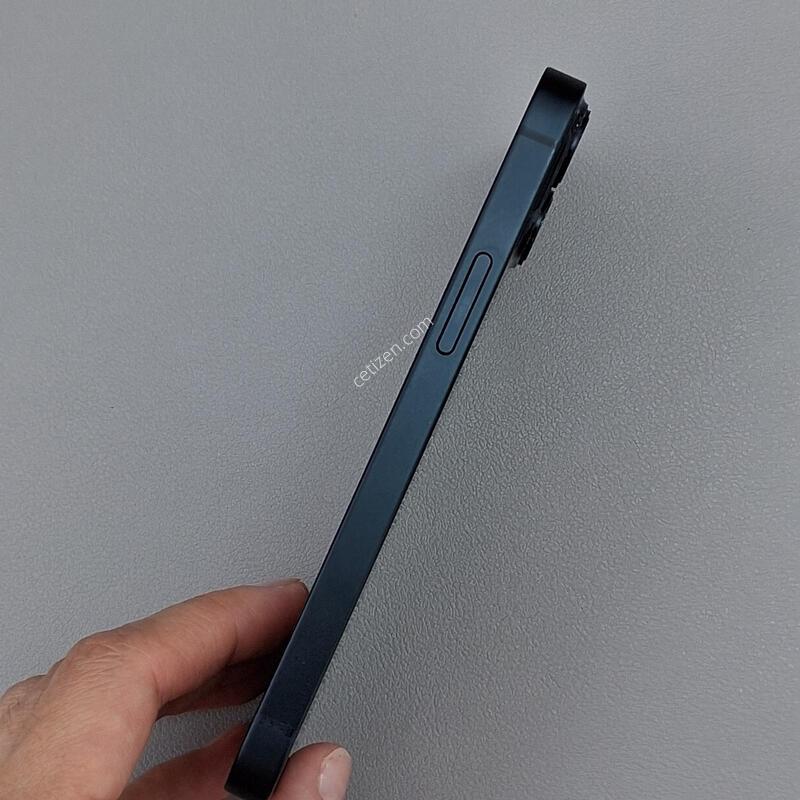 ������13�̴� 128GB �̵峪��Ʈ