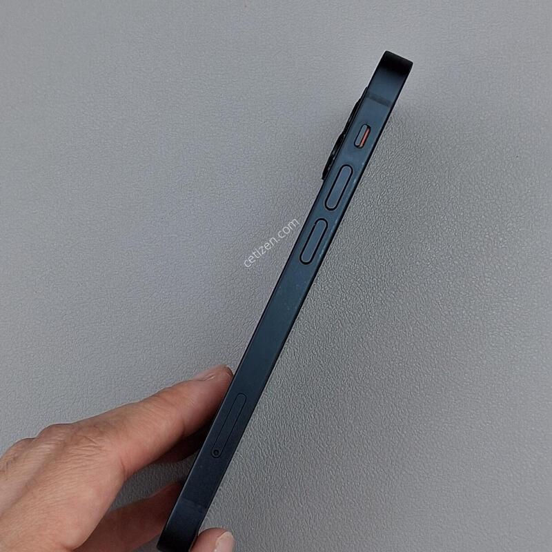 ������13�̴� 128GB �̵峪��Ʈ