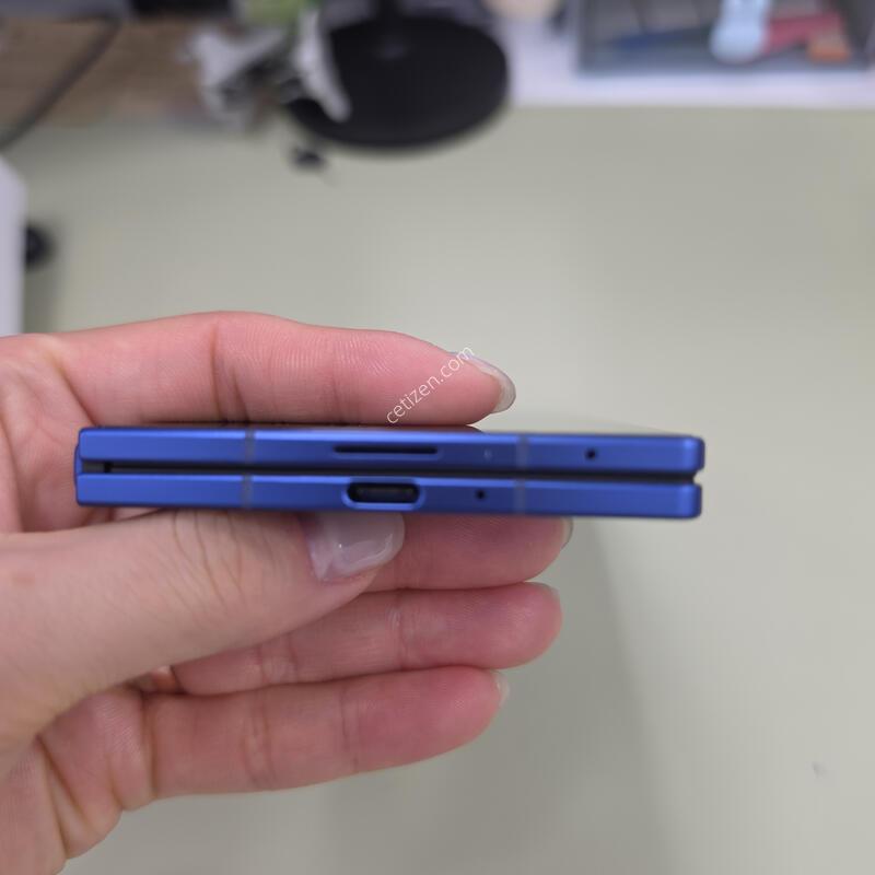����������7 256GB