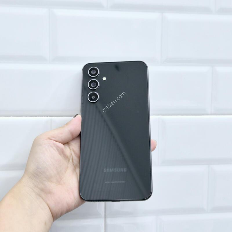 ����������4 ���� 128GB