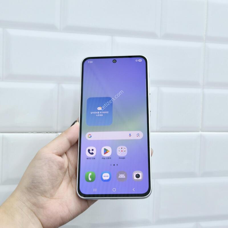 ������A36 128GB ȭ��Ʈ