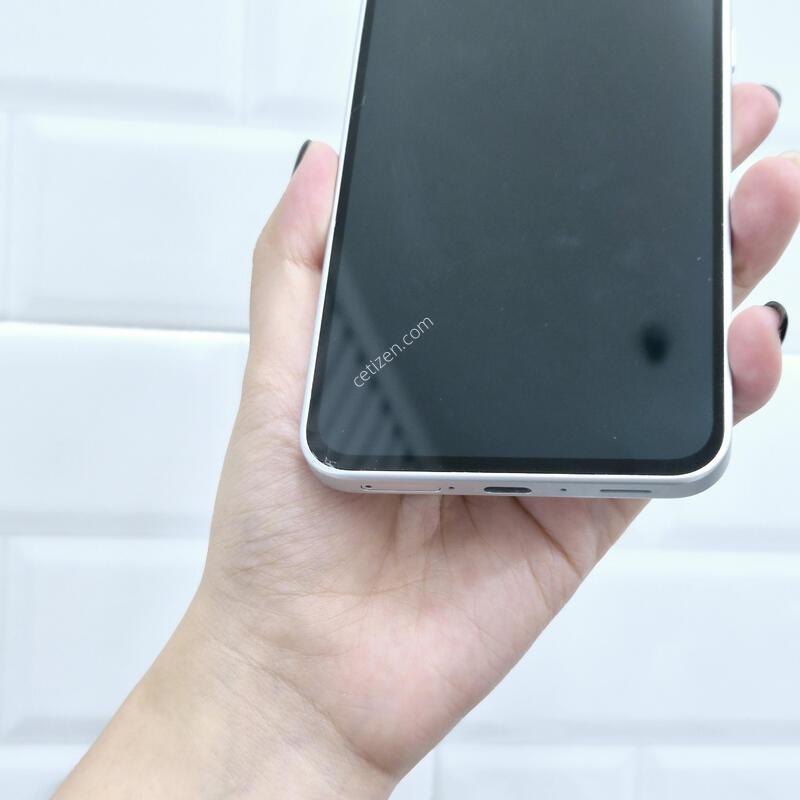 ������A36 128GB ȭ��Ʈ