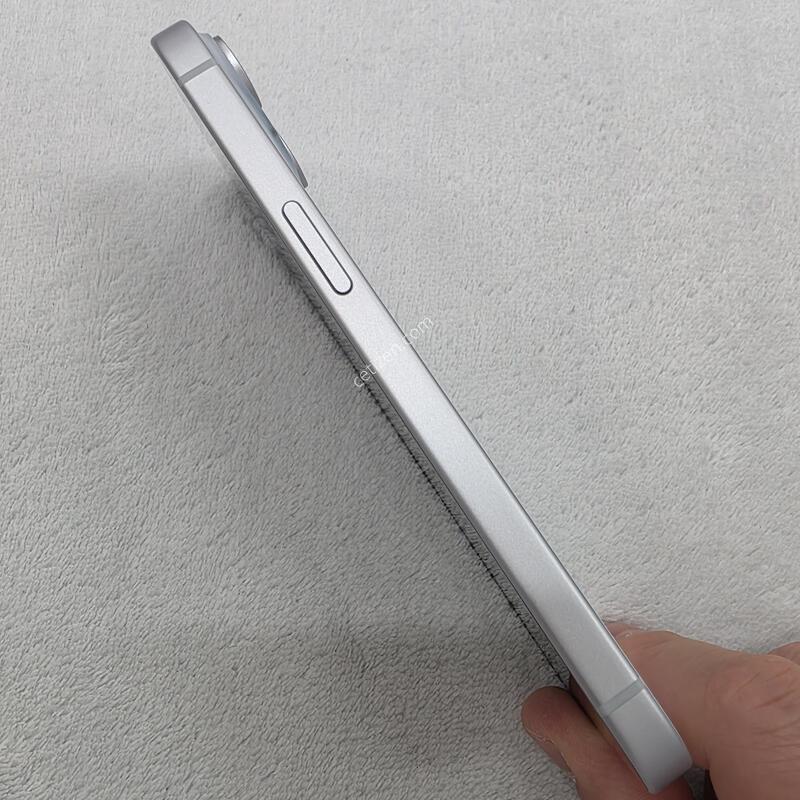 ������15 ���� 256GB ��밨 �׵θ����� �����״��