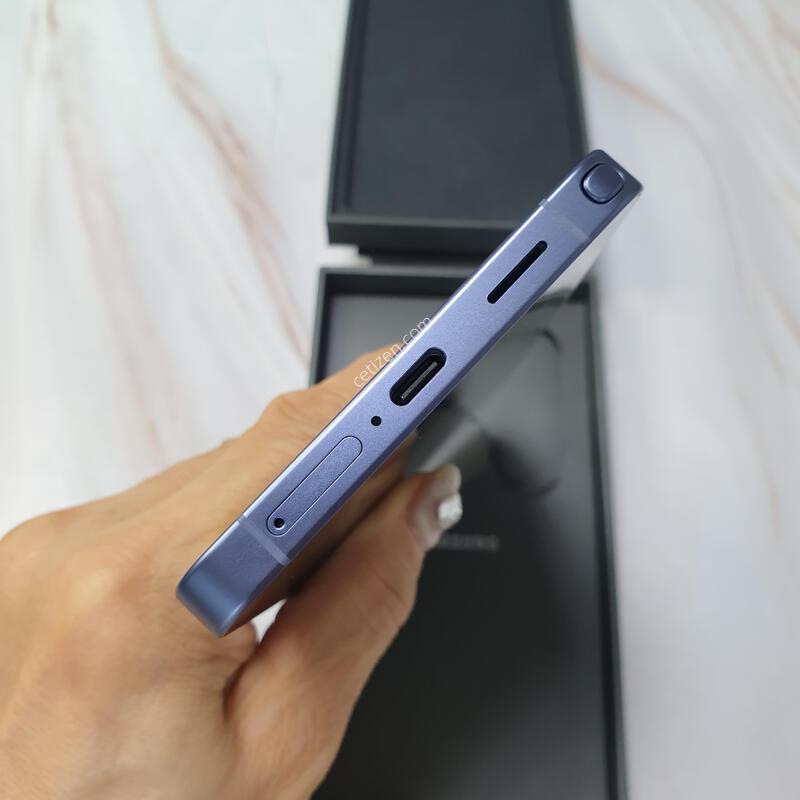 LG ������ S26��Ʈ�� ���̿÷� 256G �̻�� Ǯ�ڽ� �Ǹ�