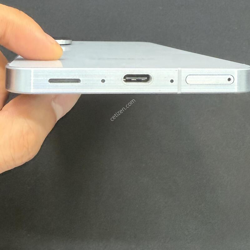 ����6 128GB ȭ��Ʈ���� [ SS��� ] ���̽� �� �ʸ�����