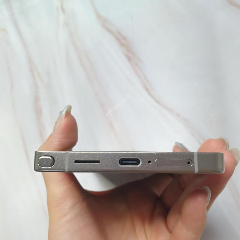 LG ������ S25��Ʈ�� ƼŸ������ 256G A�� �Ǹ��մϴ�